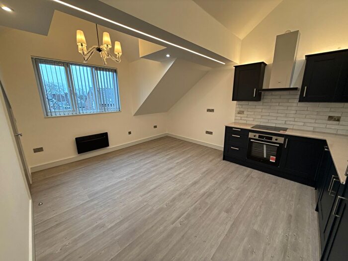 2 Bedroom Flat To Rent In Barlow Moor Road, Manchester, M21