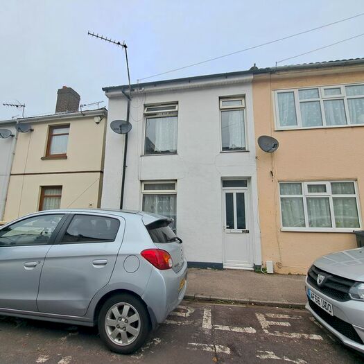 2 Bedroom End Of Terrace House To Rent In Cobden Street, Gosport, PO12