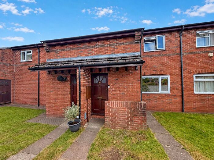 1 Bedroom Maisonette For Sale In Hopes Close, Lydney, GL15