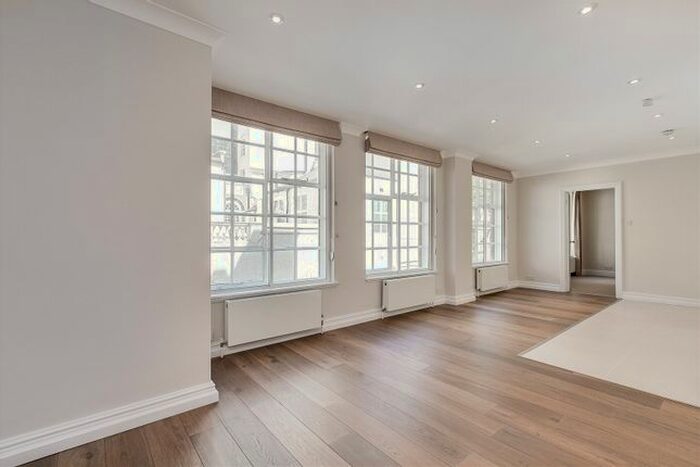 1 Bedroom Flat To Rent In Hugo House, Sloane Street, SW1X