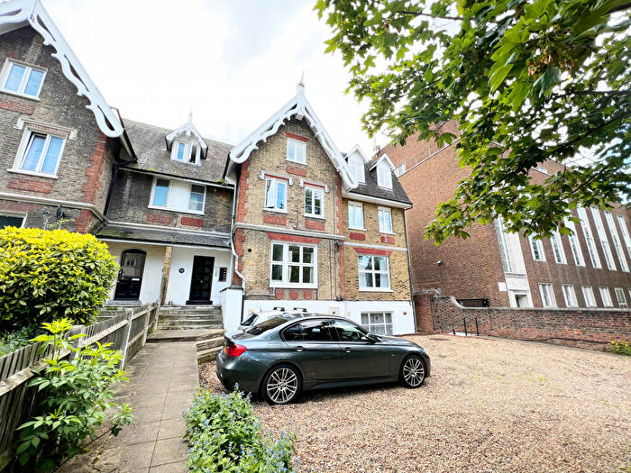 1 Bedroom Flat To Rent In St Marys Road, Peckham, SE15