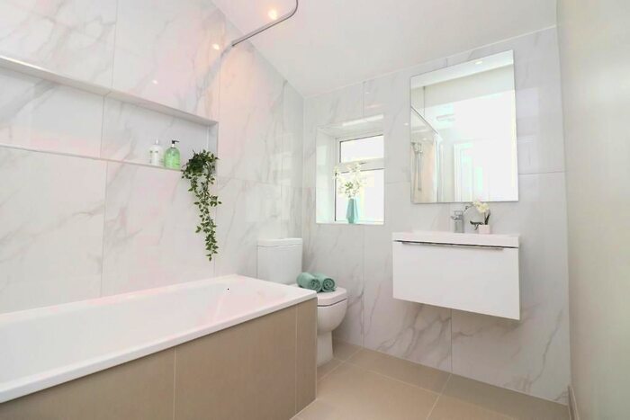 5 Bedroom Property To Rent In Livingstone Road, Southampton, SO14