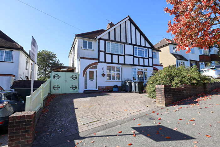 3 Bedroom Semi-Detached House For Sale In Alexander Road, Coulsdon, CR5