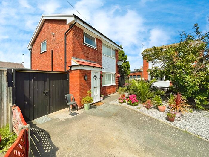 4 Bedroom Detached House For Sale In Grasmere Close, Prestatyn, LL19