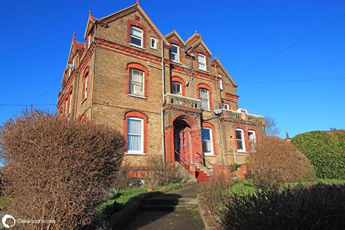 2 Bedroom Flat To Rent In High Street, Ramsgate, CT11