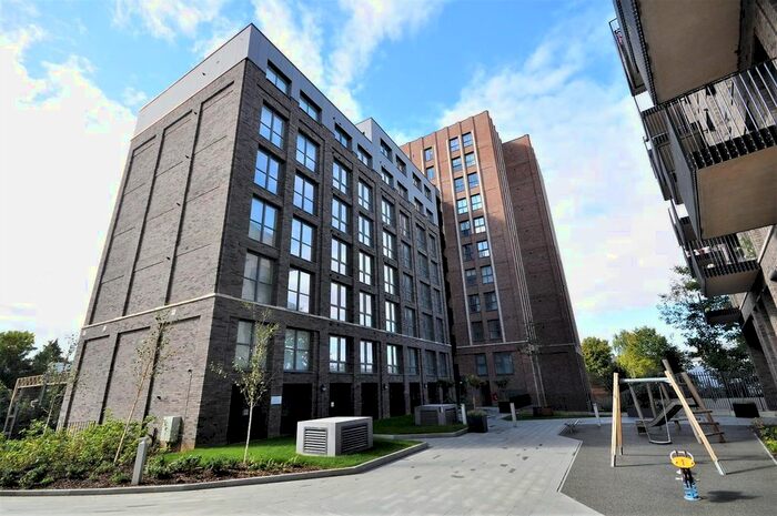 2 Bedroom Flat To Rent In Conway Court, Marri Street, Watford, WD24