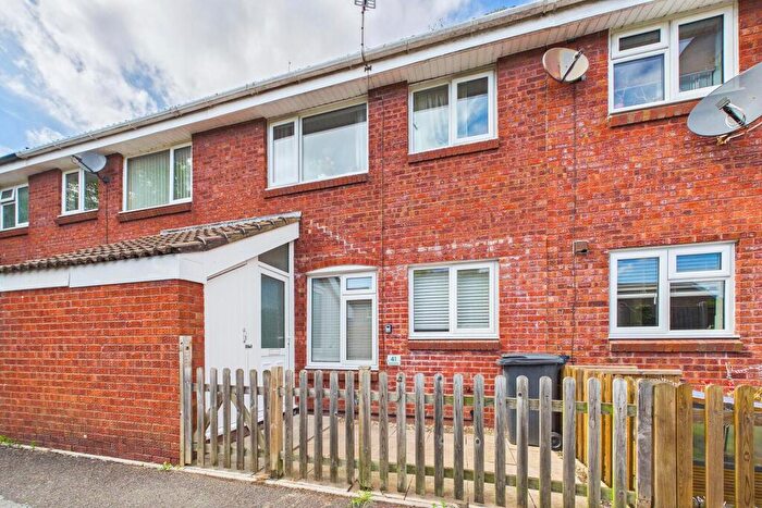 1 Bedroom Flat To Rent In Corner Croft, Clevedon, BS21