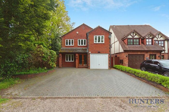 4 Bedroom Detached House For Sale In Shelly Lane, Shirley, Solihull, B90