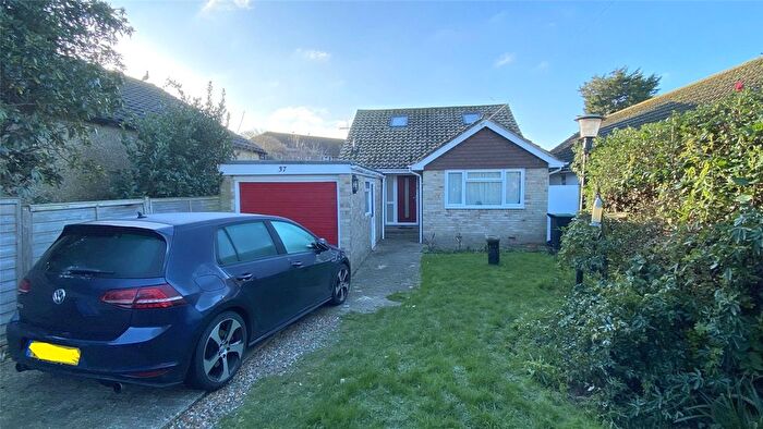 3 Bedroom Detached House For Sale In Sompting Road, Lancing, West Sussex, BN15