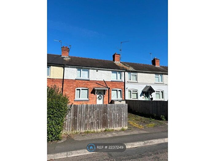 3 Bedroom Terraced House To Rent In Wheatstone Road, Gloucester, GL1