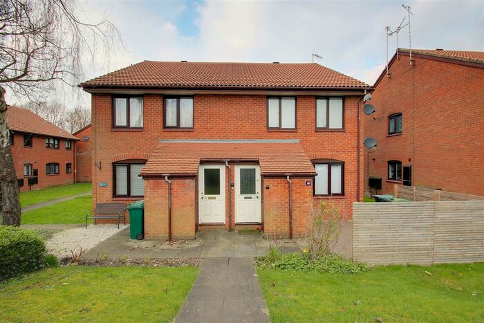 1 Bedroom Maisonette To Rent In Kingfisher Lure, Water Lane, Kings Langley, WD4