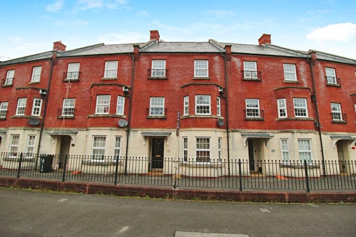 3 Bedroom Terraced House To Rent In Queen Elizabeth Drive, Swindon, SN25