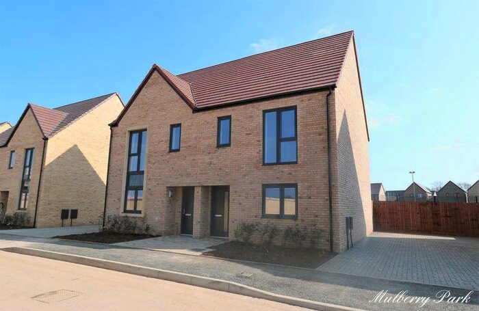3 Bedroom Semi-Detached House To Rent In Kellaway Lane, Mulberry Park, Combe Down, BA2