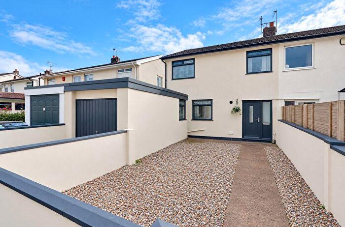 3 Bedroom Semi Detached House For Sale In Colwinstone Close, Llandaff North, Cardiff, CF14