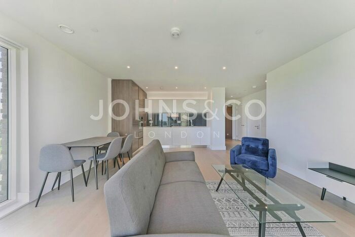 2 Bedroom Flat To Rent In Marsden House, Kidbrooke Village, London, SE3