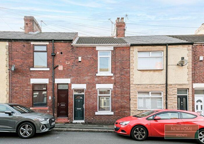 3 Bedroom Terraced House For Sale In North Street Rawmarsh, Rotherham, S62