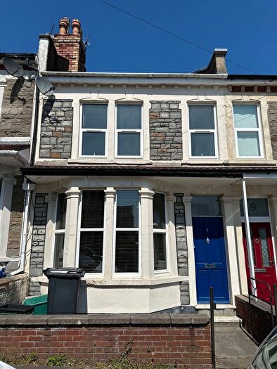 2 Bedroom Semi-Detached House To Rent In Boston Road, Bristol, BS7