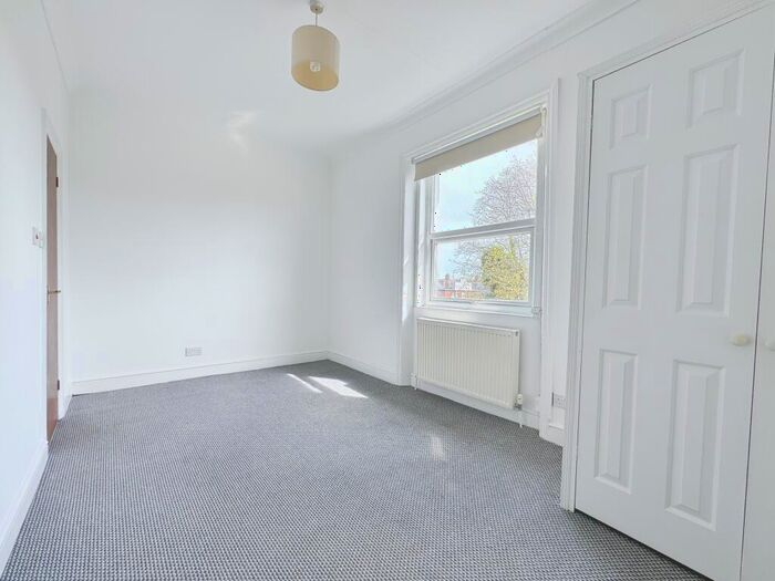 Studio To Rent In West End Lane, West Hampstead, NW6