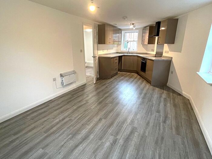 1 Bedroom Flat To Rent In Friarn Street, Bridgwater, Somerset, TA6