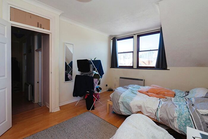 1 Bedroom Flat For Sale In Blatchington Road, Hove, East Sussex, BN3