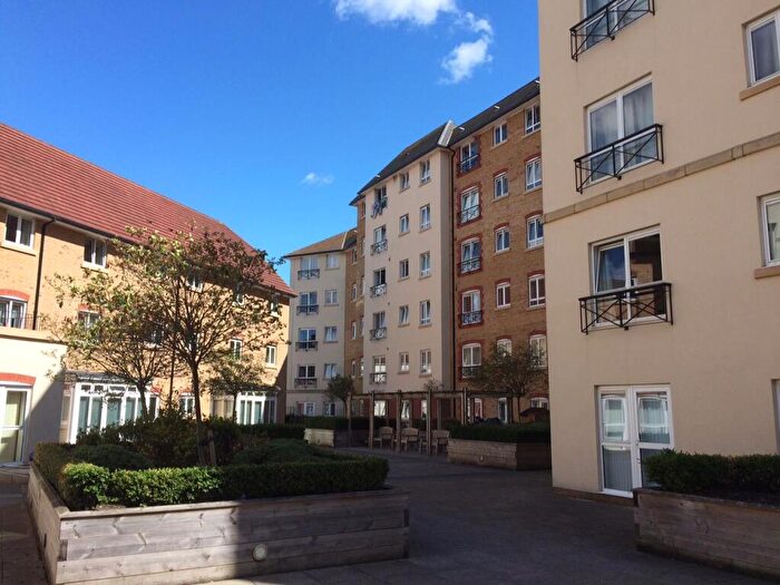 2 Bedroom Flat For Sale In Broad Street, Northampton, NN1