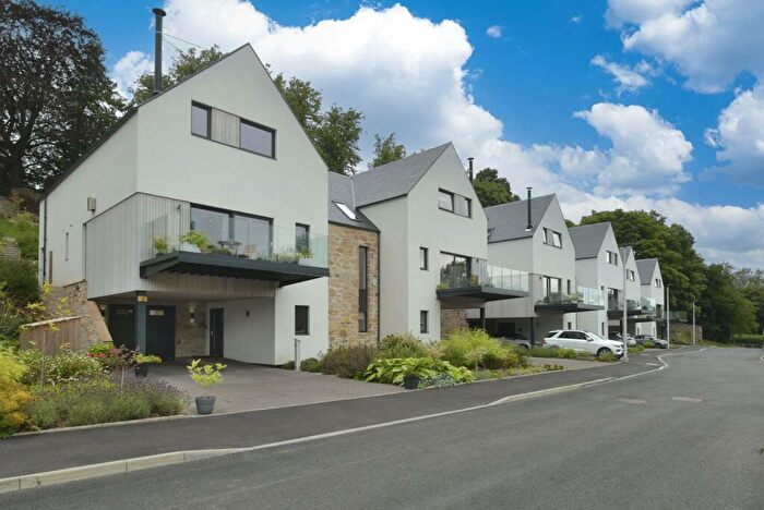 4 Bedroom Semi-Detached House For Sale In School Green Close, Lasswade, EH18