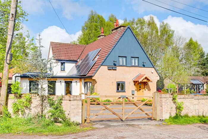4 Bedroom Detached House For Sale In Silo Farm, Whyburn Lane, Hucknall, Nottinghamshire, NG15