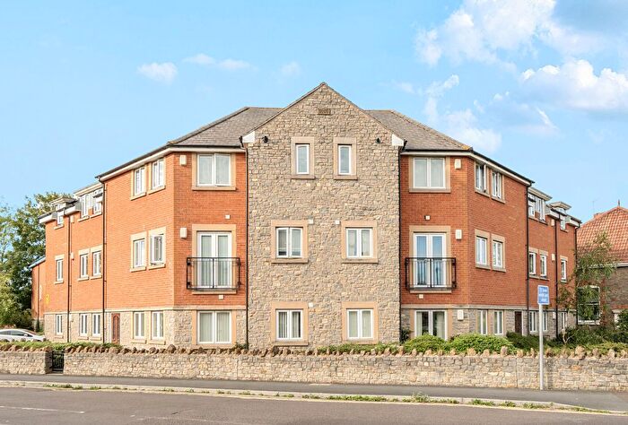 2 Bedroom Flat For Sale In Culvers Road, Keynsham, Bristol, Somerset, BS31