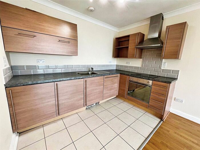 2 Bedroom Flat To Rent In Bravery Court, Liverpool, Merseyside, L19