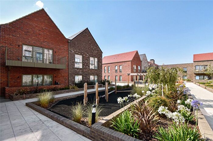 2 Bedroom Flat To Rent In Marleigh Avenue, Cambridge, CB5