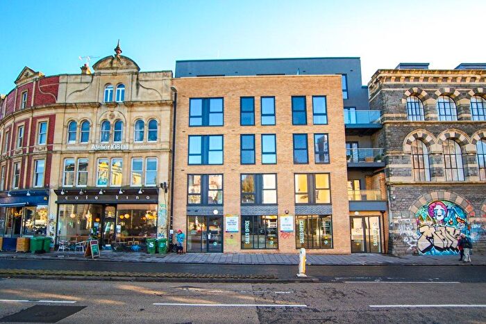 2 Bedroom Flat To Rent In Beckford House, Carriage Works, BS1