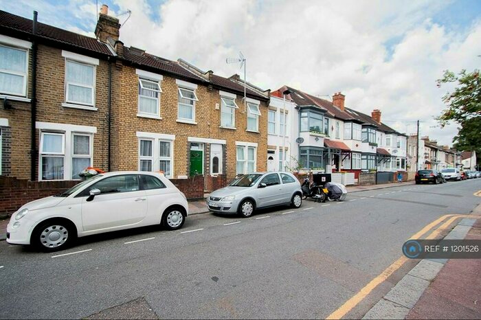 3 Bedroom Terraced House To Rent In Wellington Road, London, E7