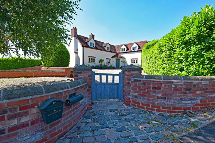 4 Bedroom Detached House For Sale In Bournheath Road, Fairfield, Worcestershire, B61