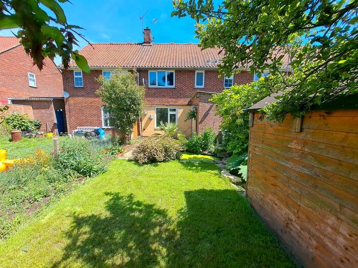 2 Bedroom Property For Sale In Cranbeck Close, Bridlington, YO16
