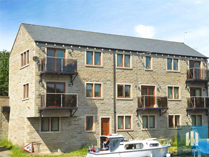 2 Bedroom Apartment To Rent In Park Road, Elland, HX5