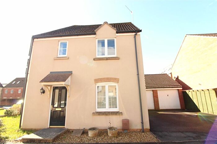 4 Bedroom Semi-Detached House To Rent In Long Ashton, Kings Croft, BS41