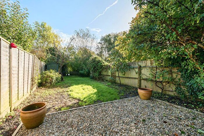 3 Bedroom Terraced House For Sale In West Oxford City, Oxfordshire, OX2