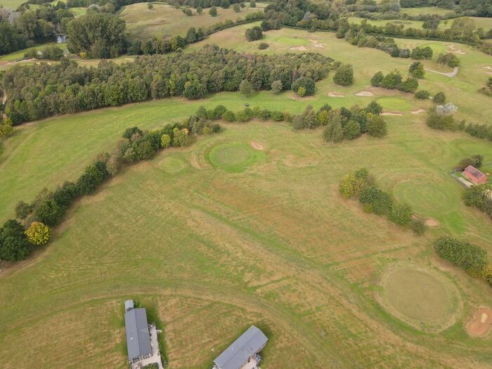 3 Bedroom Mobile/park Home For Sale In Noaks Road, Raydon, Ipswich, IP7