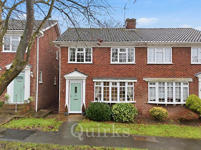 3 Bedroom Semi-Detached House For Sale In Home Meadows, Billericay, CM12