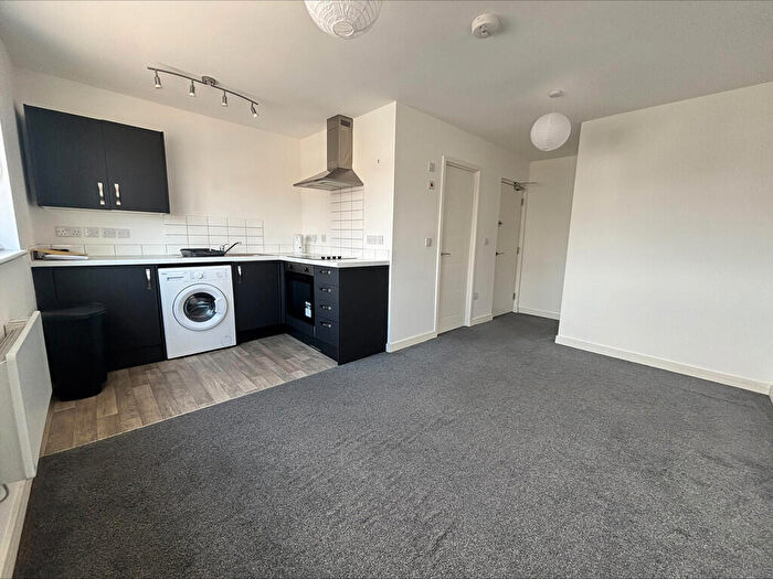 1 Bedroom Flat To Rent In Shirley Road, SO15