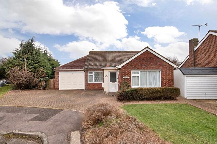 3 Bedroom Bungalow For Sale In Gresham Avenue, Hartley, Kent, DA3
