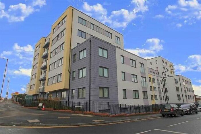 1 Bedroom Flat To Rent In Stoke Road, Slough, SL2