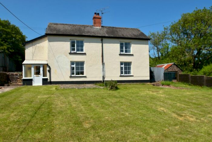 4 Bedroom Detached House To Rent In Stoodleigh, Tiverton, Devon, EX16