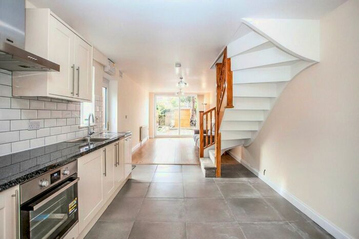 2 Bedroom Detached House To Rent In Silk Mill Road, Watford, Hertfordshire WD19