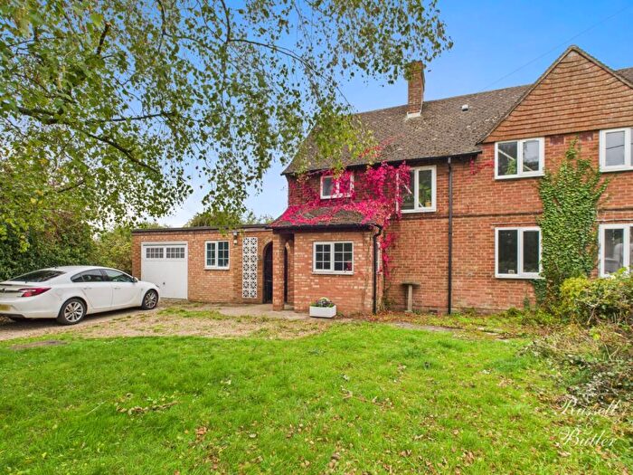 3 Bedroom Semi-Detached House For Sale In Bycell Road, Maids Moreton, Buckingham, Buckinghamshire, MK18