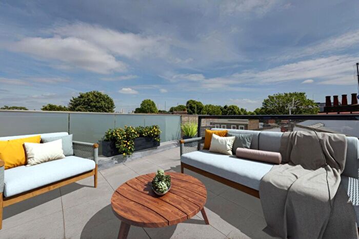 2 Bedroom Penthouse For Sale In Bayham Street, Camden, NW1