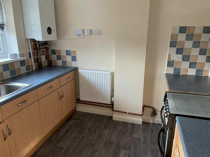 3 Bedroom Flat To Rent In Crossways Houses, Blaby, Leicester, LE8