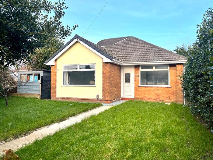 3 Bedroom Bungalow For Sale In Sandbrook Lane, Moreton, Wirral, CH46
