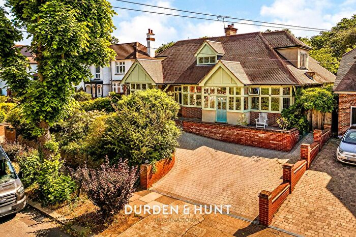 5 Bedroom Detached House For Sale In Mill Park Avenue, Hornchurch, RM12