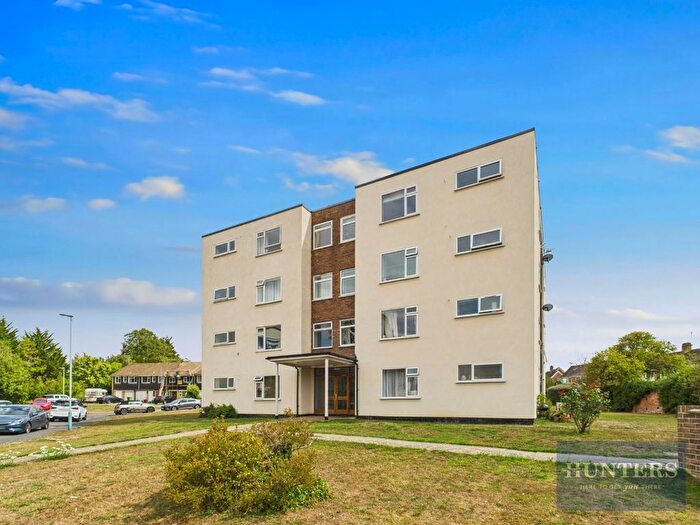 2 Bedroom Flat To Rent In Belworth Court, Hatherley Road, GL51